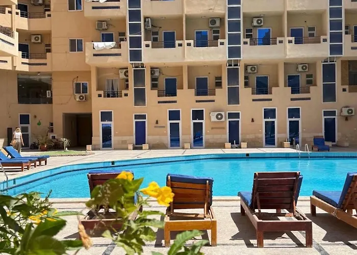 Tiba Near From Elgouna 洪加達